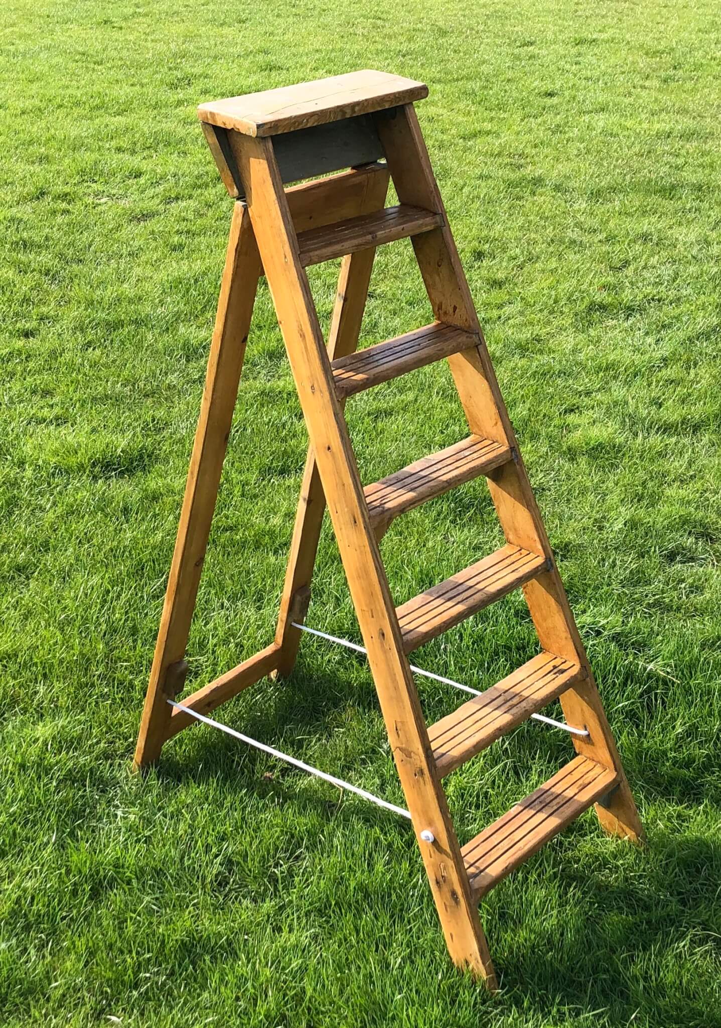Step Ladders (5ft Large) Hire in Eastbourne, East Sussex Rent Event