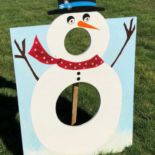 Snowman Throw Game