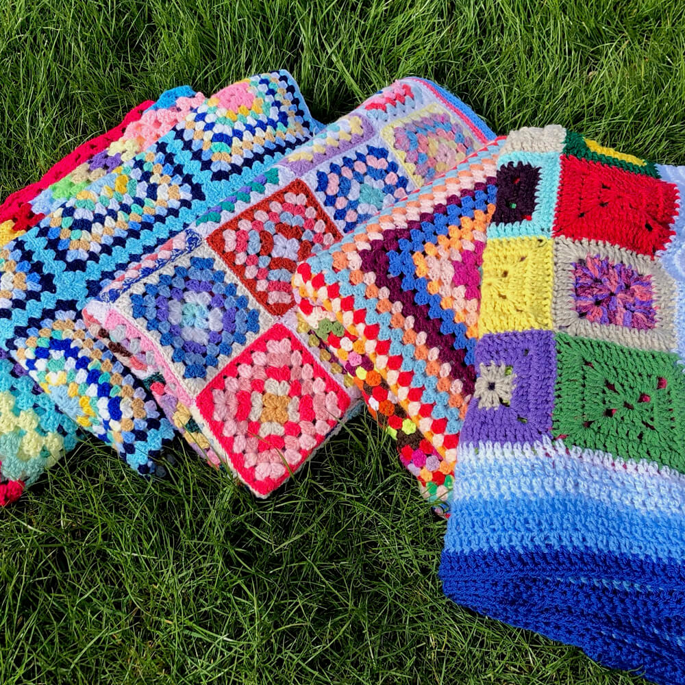 Vintage Blankets Rent Event