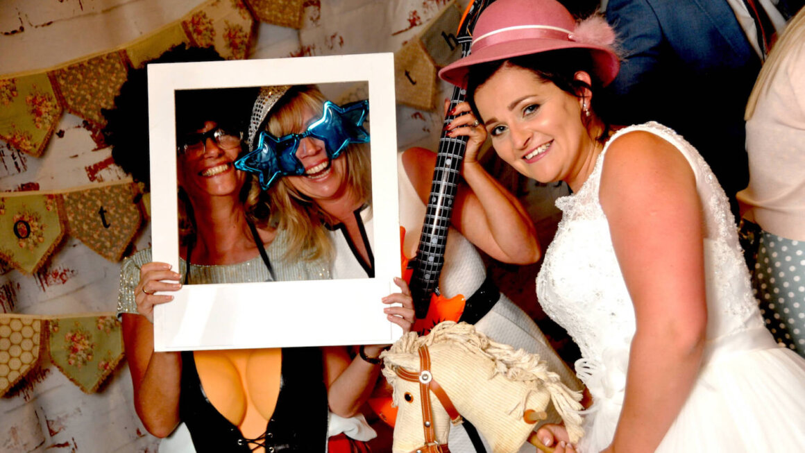 Wedding Photo Booth Ideas